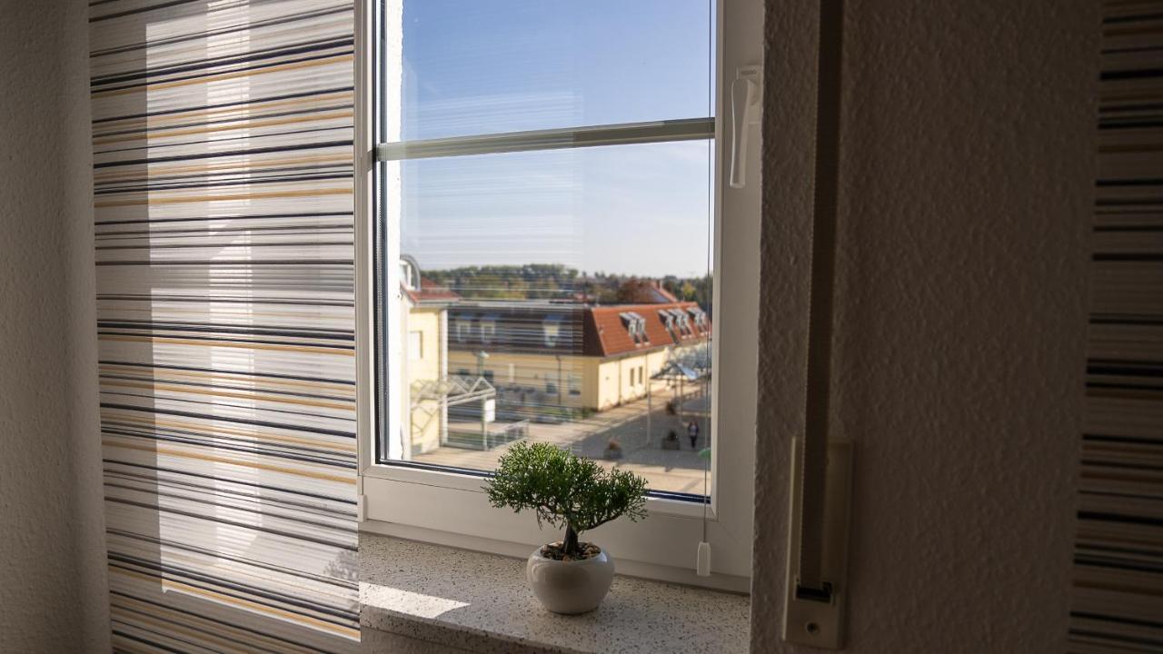 Warias Hotel & Restaurant Braunsbedra Extérieur photo
