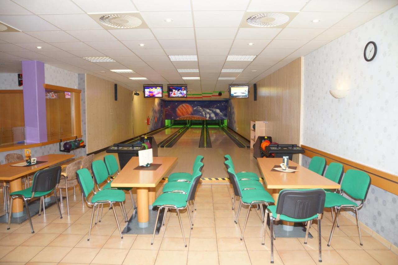 Warias Hotel & Restaurant Braunsbedra Extérieur photo
