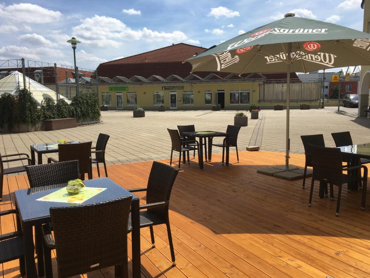 Warias Hotel & Restaurant Braunsbedra Extérieur photo
